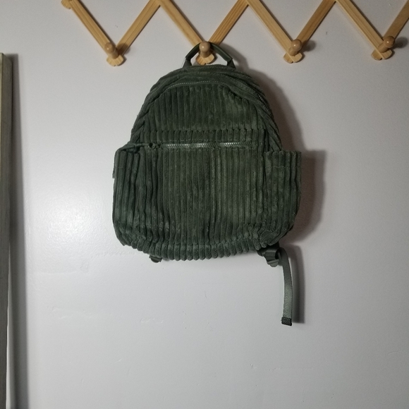 NWT NO BOUNDARIES GREEN CORDUROY BACKPACK PURSE - Picture 1 of 13
